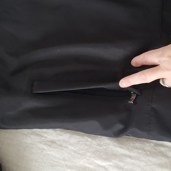 Weatherproof jacket - Picture 15 of 15